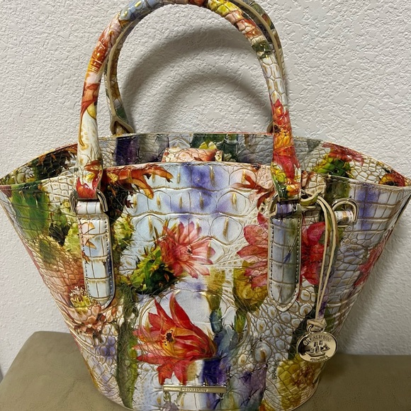 Brahmin Jenny Succulent Bloom Melbourne Tote/Crossbody - Picture 2 of 10
